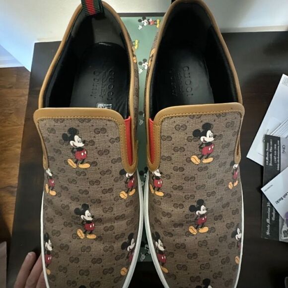 Gucci Mickey Mouse supreme Slide On 10.5 size With Box And Shoe Covers. - Picture 1 of 8